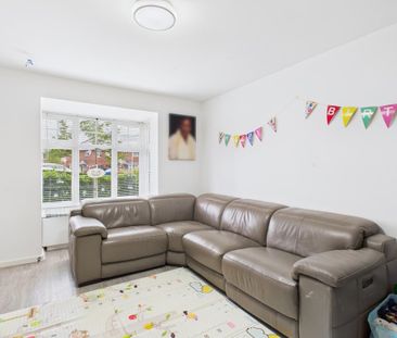 3 bedroom detached house to rent - Photo 3