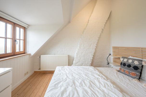 Mooi gemeubeld huis nabij het centrum - Photo 1