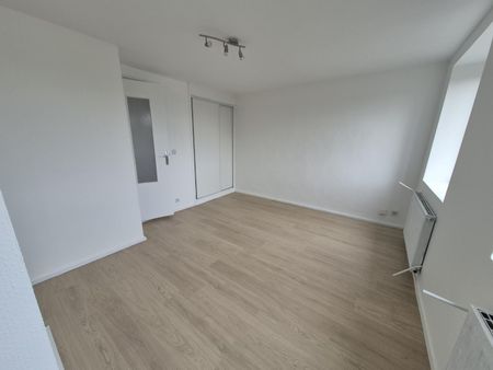 Location Appartement 2 pièces 41m² LILLE 59800 - Photo 4