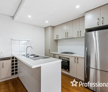 Modern 1st Floor Apartment! - Photo 6