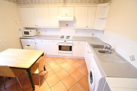 Regent Walk, Ground Floor, AB24 - Photo 4