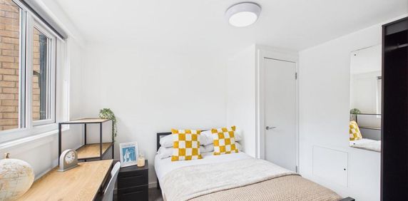 1 bedroom in a house share to rent - Photo 2