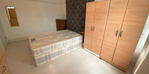 Room in a Shared House, Ivy Road, NW2 - Photo 3