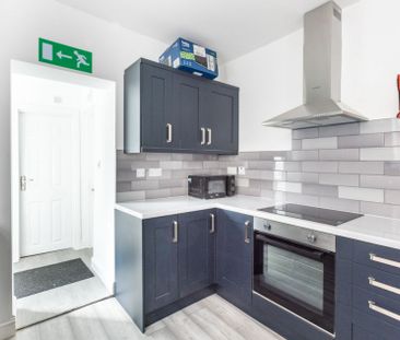 39 Park Road, Rugby - Photo 4