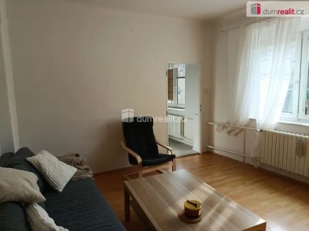 Velmi pěkný byt 2+1 po rekonstrukci, Praha 6 – Liboc - Photo 4