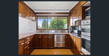 Quit Mount Lofty Cul De Sac With Escarpment Views - Photo 5