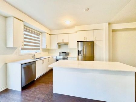 For Lease - 154 Shepherd Drive, Barrie, Ontario - Photo 4