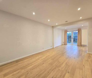 Bevan Close, Waterside, SO19 - Photo 3