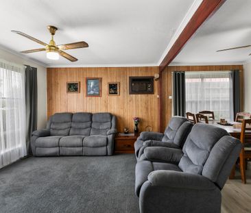 Charming Family Home with Beautiful Outdoor Spaces - Photo 2