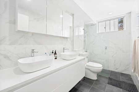 18/22-28 Wellington Street, Bondi NSW 2026 - Apartment For Rent | Domain - Photo 4