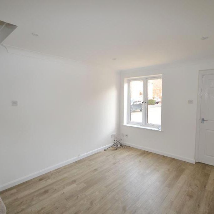 2 bedroom semi-detached house to rent - Photo 1