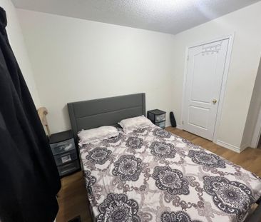 For Lease - 13 Sprucewood Road, Brampton, Ontario - Photo 4