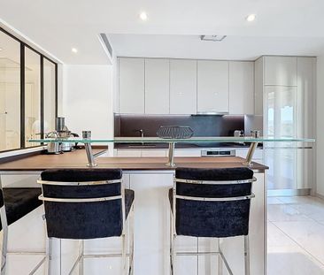 Superbe appartement de 3 pièces rénové avec vue mer - Photo 4