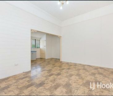 2/57 Armstrong Street, HERMIT PARK - Photo 2