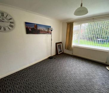 4 bedroom detached house to rent - Photo 1