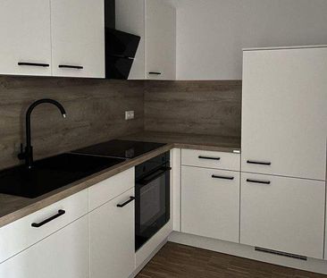 Wohlfühlwohnung im Neubau, perfekter Zuschnitt, schöne Terrasse! Er... - Photo 1