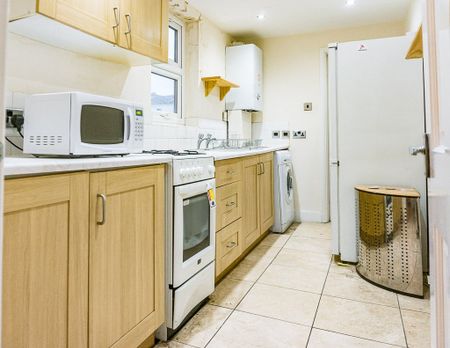 Room in a Shared Flat, London, SW9 - Photo 4