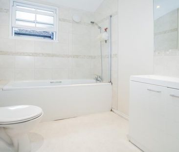 2 bedroom maisonette to rent - Photo 6