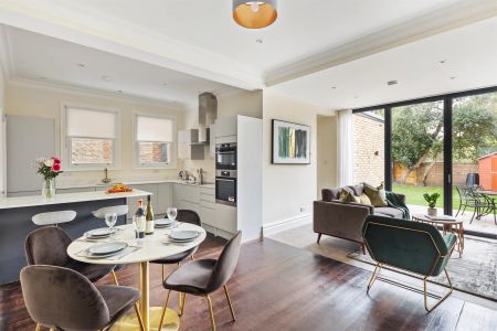 2 Bed, Apartment - Photo 3