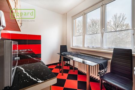 Pronájem bytu 1+1 34 m², Švermova, Habartov - Photo 2