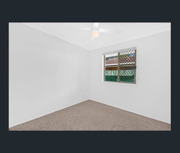 Peaceful home near schools & walks - Photo 4