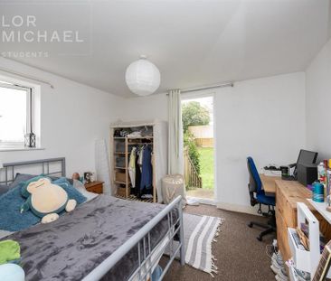 5 bedroom end of terrace house to rent - Photo 5