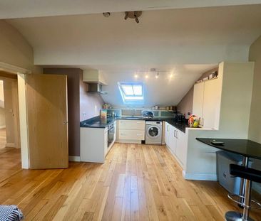 2 bedroom apartment to rent - Photo 5