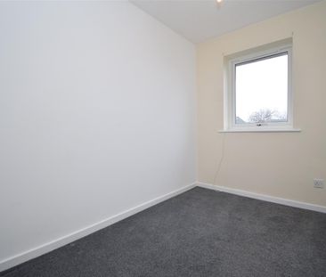 St Peters Gate, Ossett - Photo 3