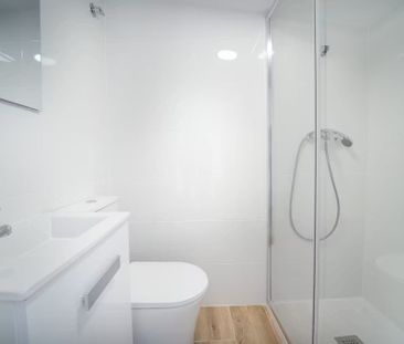 Calle de Manuel Maroto, Madrid, Community of Madrid 28053 - Photo 2