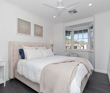 GORGEOUS UNIT IN A PRESTIGIOUS LOCATION - Photo 5