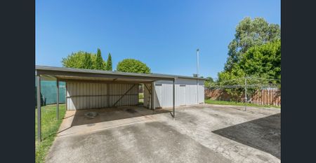 NEAT AND TIDY TWO BEDROOM UNIT - Photo 3