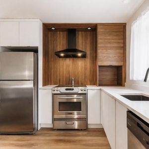 4½ Tranquille Rénové | WiFi, rangement et surveillance 24h - Photo 2