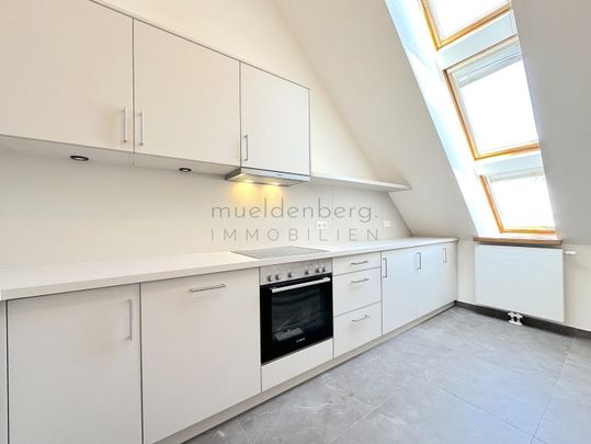 Unbefristete helle 3 Zimmer Dachgeschosswohnung beim Schwedenplatz - Foto 1
