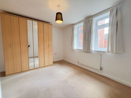 2 bed apartment to rent in The Blundells, Goodway House The Blundells, CV8 - Photo 2