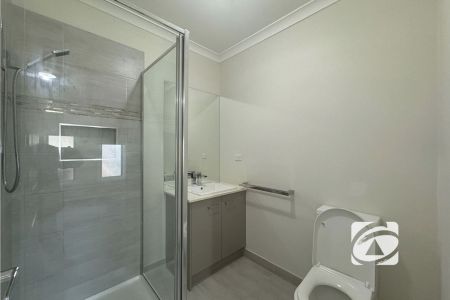 LIVING THE EASY LIFE! - Photo 5