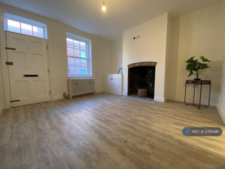 2 bedroom terraced house to rent - Photo 2