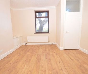 2 Bedroom Terraced House - Photo 4