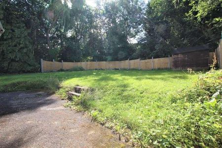 Wheatfield Crescent, Sheffield, S5 - Photo 5