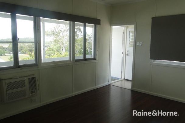2 BEDROOM UNIT WITH OCEAN VIEWS IN SOUTH GLADSTONE - Photo 1