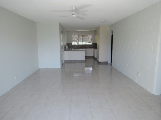 11/33 The Strand, North Ward QLD 4810 - Apartment For Rent - $400 | Domain - Photo 1