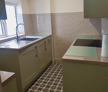 3 bedroom terraced house to rent - Photo 5