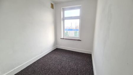 Newham Way, London - Photo 5