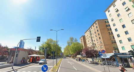Trilocale in zona Isola con due balconi privati - Foto 5