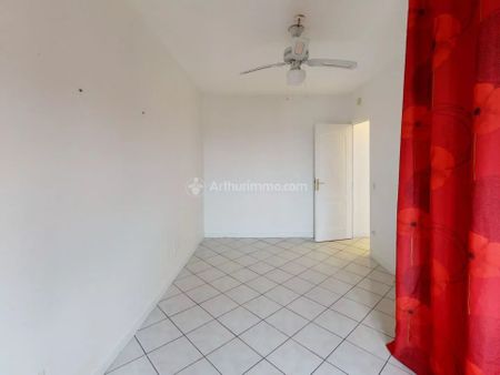 Location Appartement 4 pièces 63 m2 à Saint-Jean-de-Bournay - Photo 3