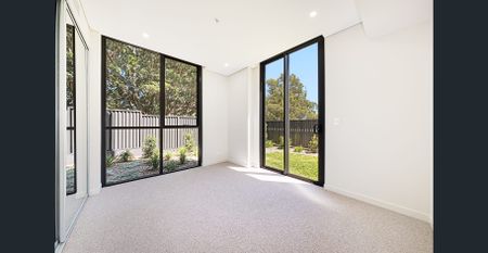 Brand New Three Bedroom Courtyard Apartment - Photo 3