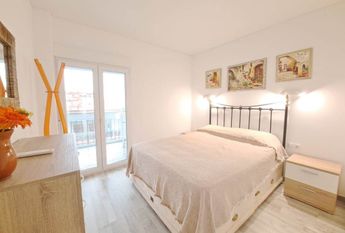 Renovated 2 bedroom apartment for rent in Calpe with pool