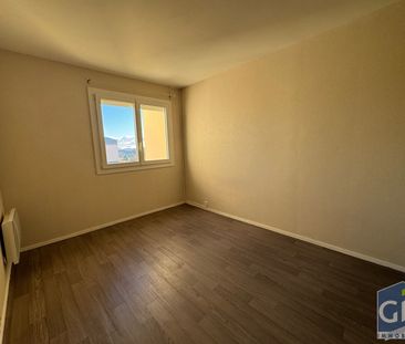 Location Appartement 3 pièces 67m² - Photo 2