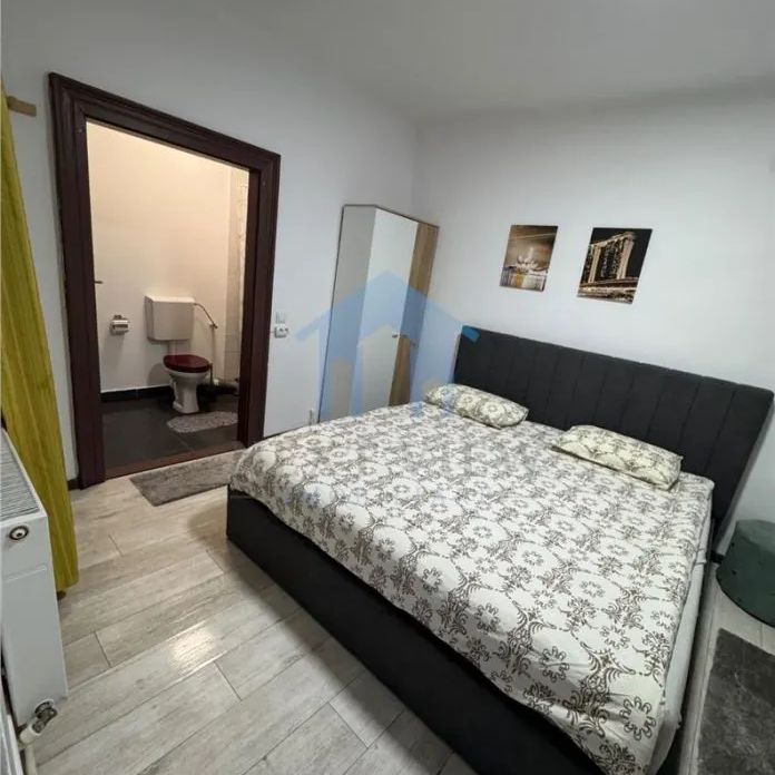 Garsoniera, UMF - Photo 1