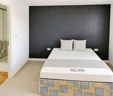5 bedroom terraced house to rent - Photo 3