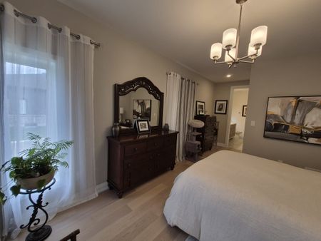 For Lease - 9150 Willoughby Drive Unit# 40, Niagara Falls, Ontario - Photo 4